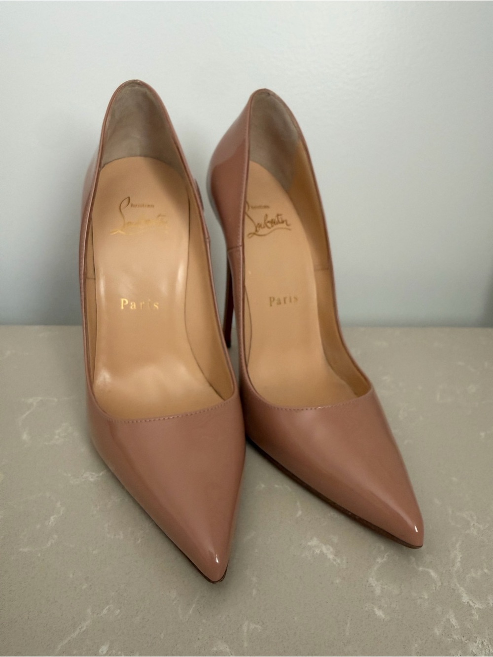 Christian Louboutin So Kate Nude Patent Leather Pumps Size 5 Worn only once!